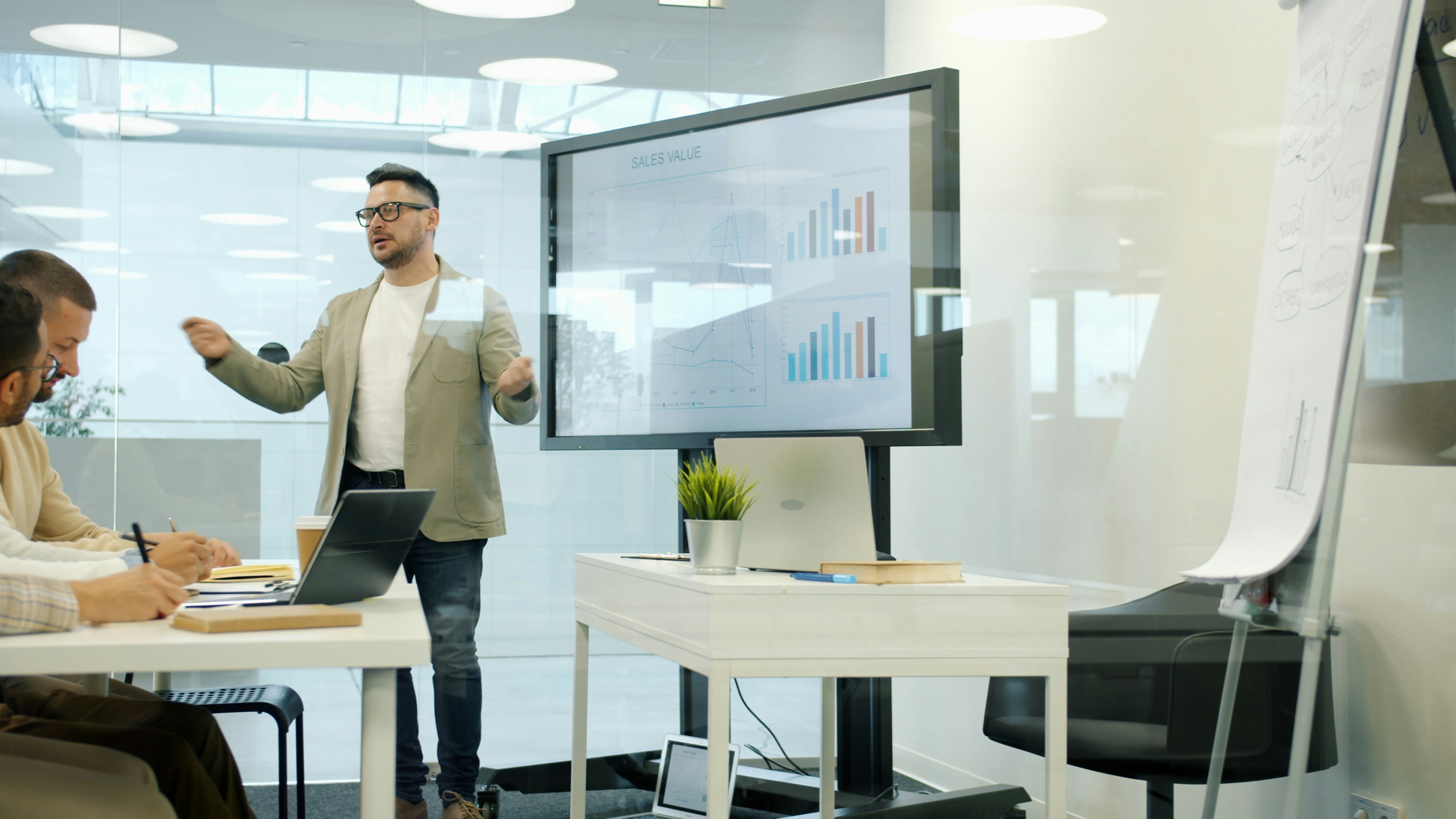 Blog: Measuring Social ROI: Tracking Impact Beyond Profit Margins